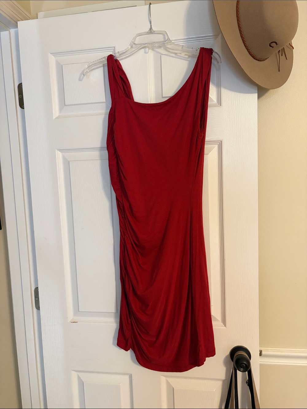 Cute red summer dress. Small